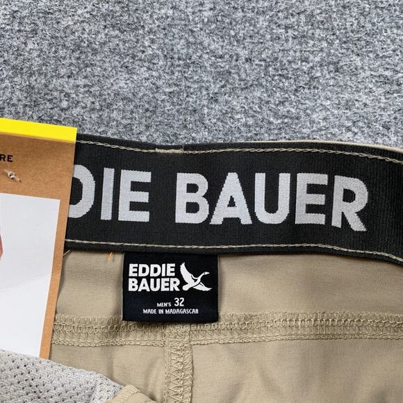 Eddie Bauer Shorts Mens 32 Tan Nylon Blend Rainier 10 in Tech Active Outdoor - Picture 6 of 12